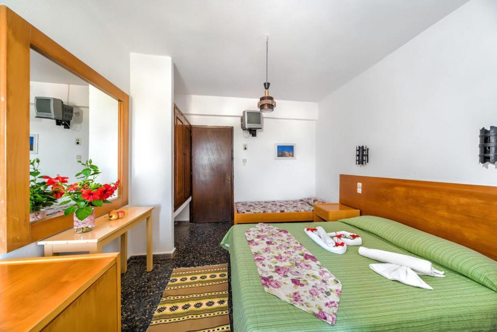 Harmony Hotel & Studio Malia Buitenkant foto